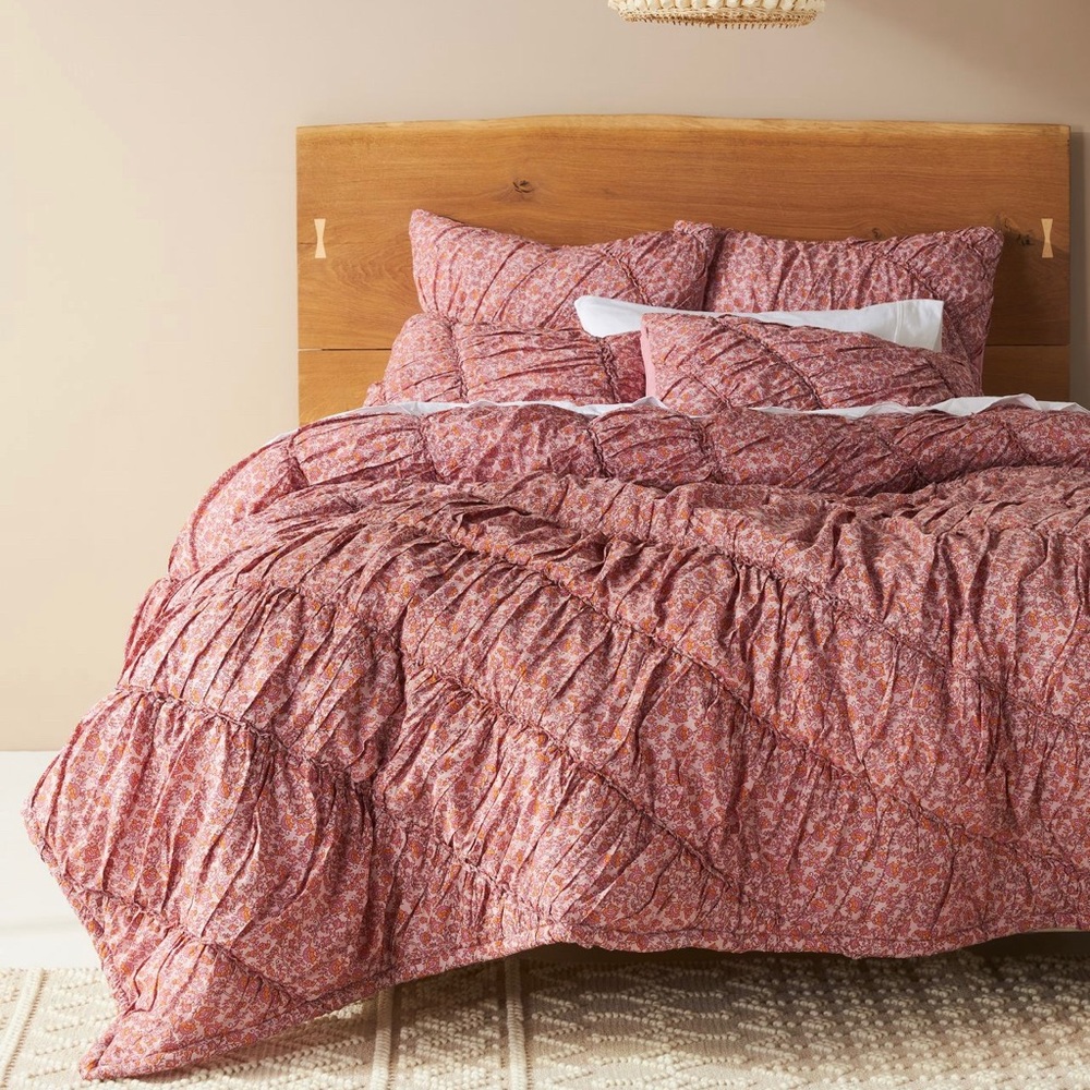 NWOT Anthropologie Textured Marilla Quilt, Queen
